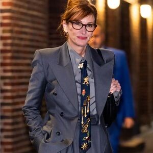 Have fun with Brooches and Pins! SORT